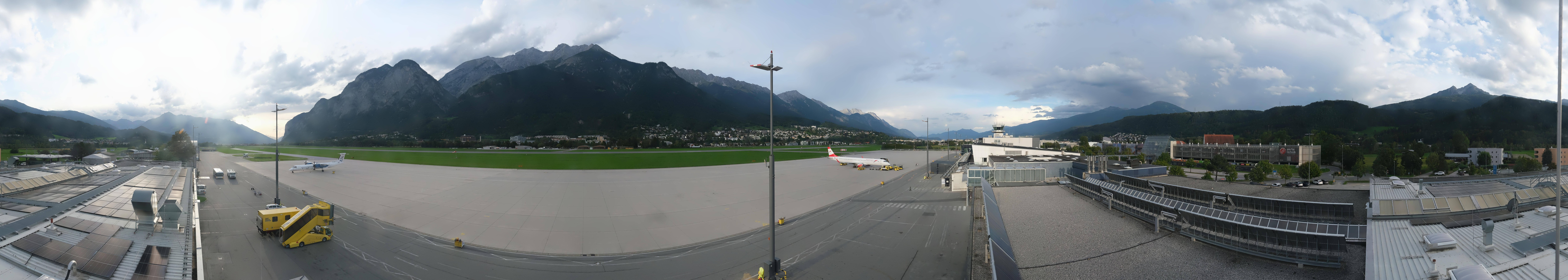 Archiv Foto Webcam Panorama Innsbruck Flughafen