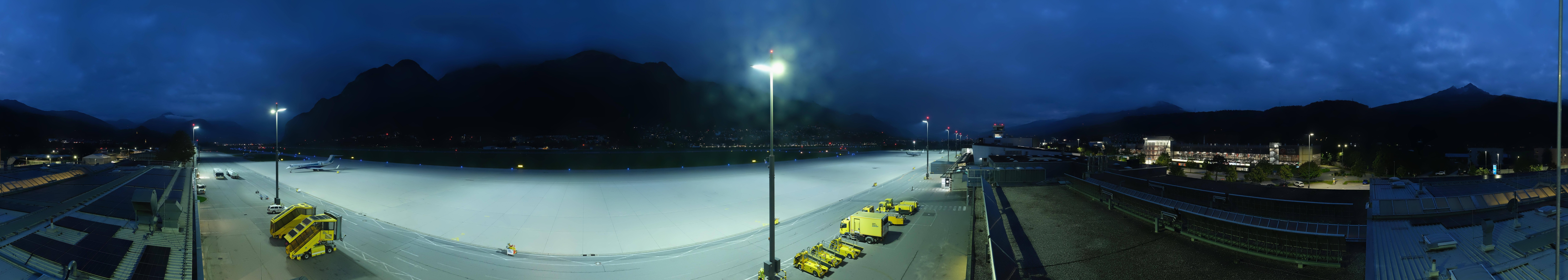 Archiv Foto Webcam Panorama Innsbruck Flughafen