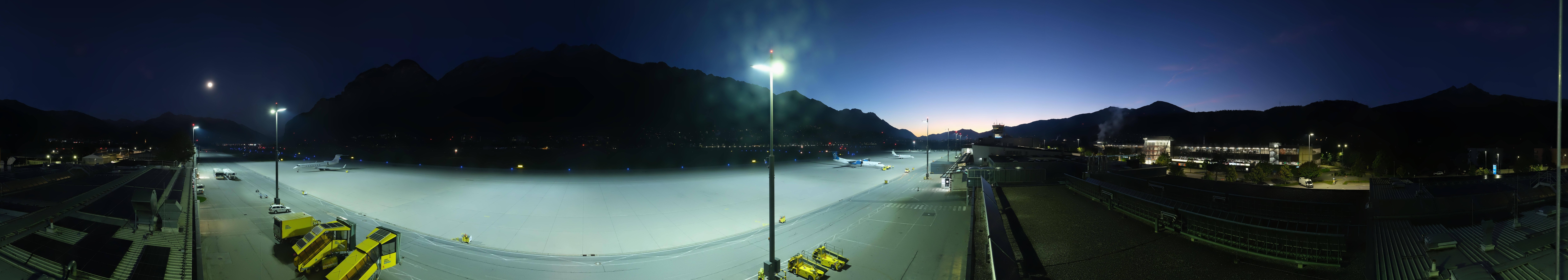 Archiv Foto Webcam Panorama Innsbruck Flughafen