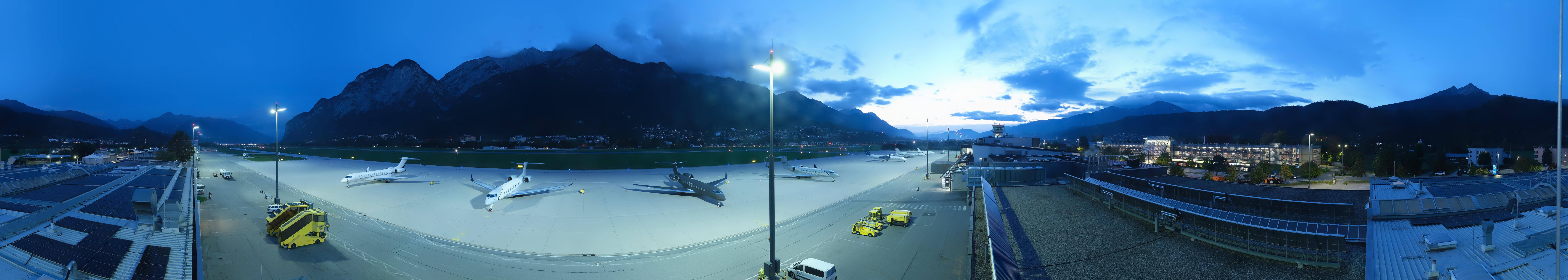 Archiv Foto Webcam Panorama Innsbruck Flughafen