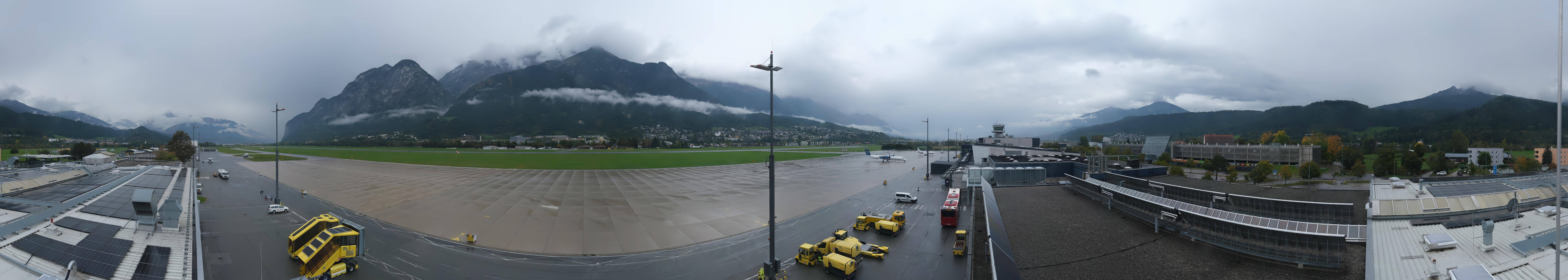 Archiv Foto Webcam Panorama Innsbruck Flughafen