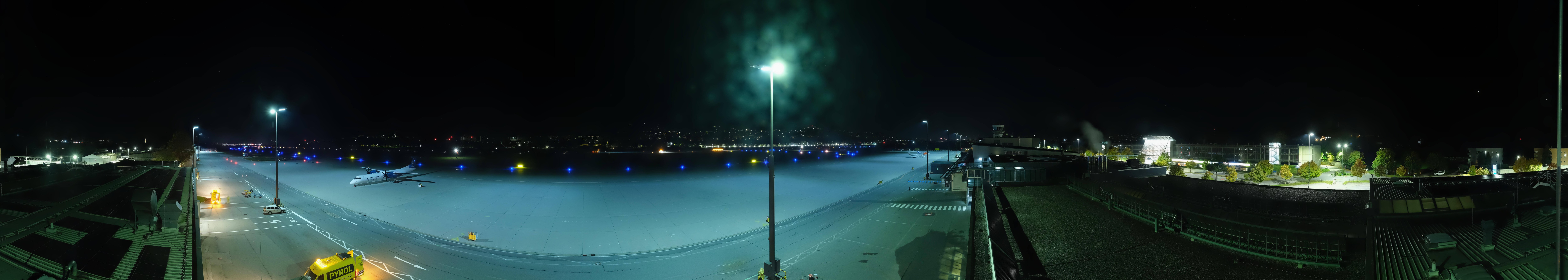 Archived image Webcam Airport Innsbruck Panorama