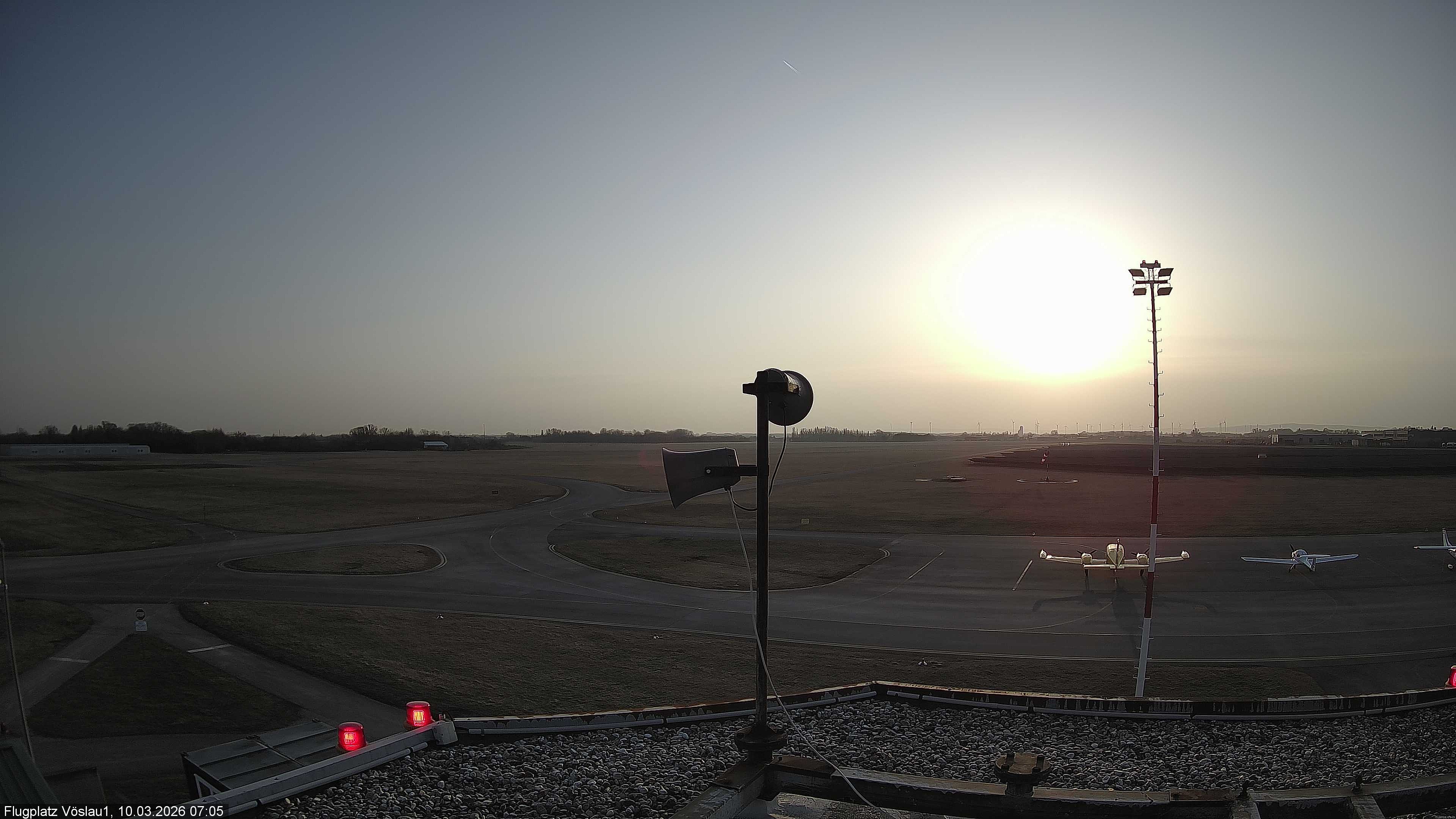 Archiv Foto Webcam Blick auf Flugplatz Bad Vöslau-Kottingbrunn