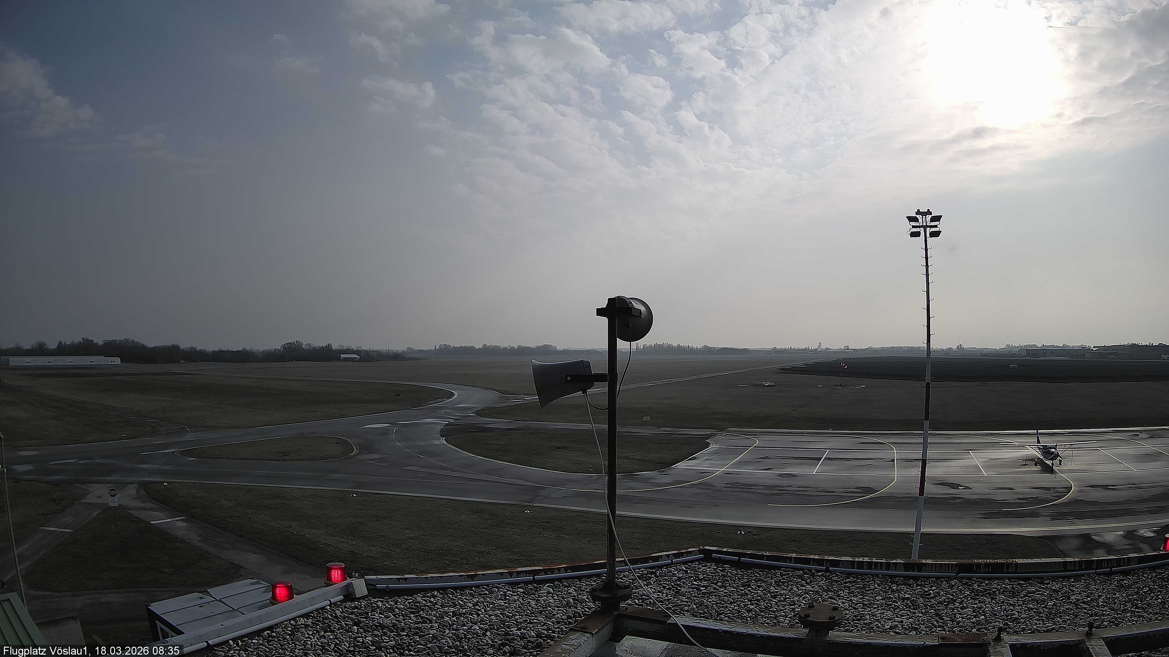 Archiv Foto Webcam Blick auf Flugplatz Bad Vöslau-Kottingbrunn