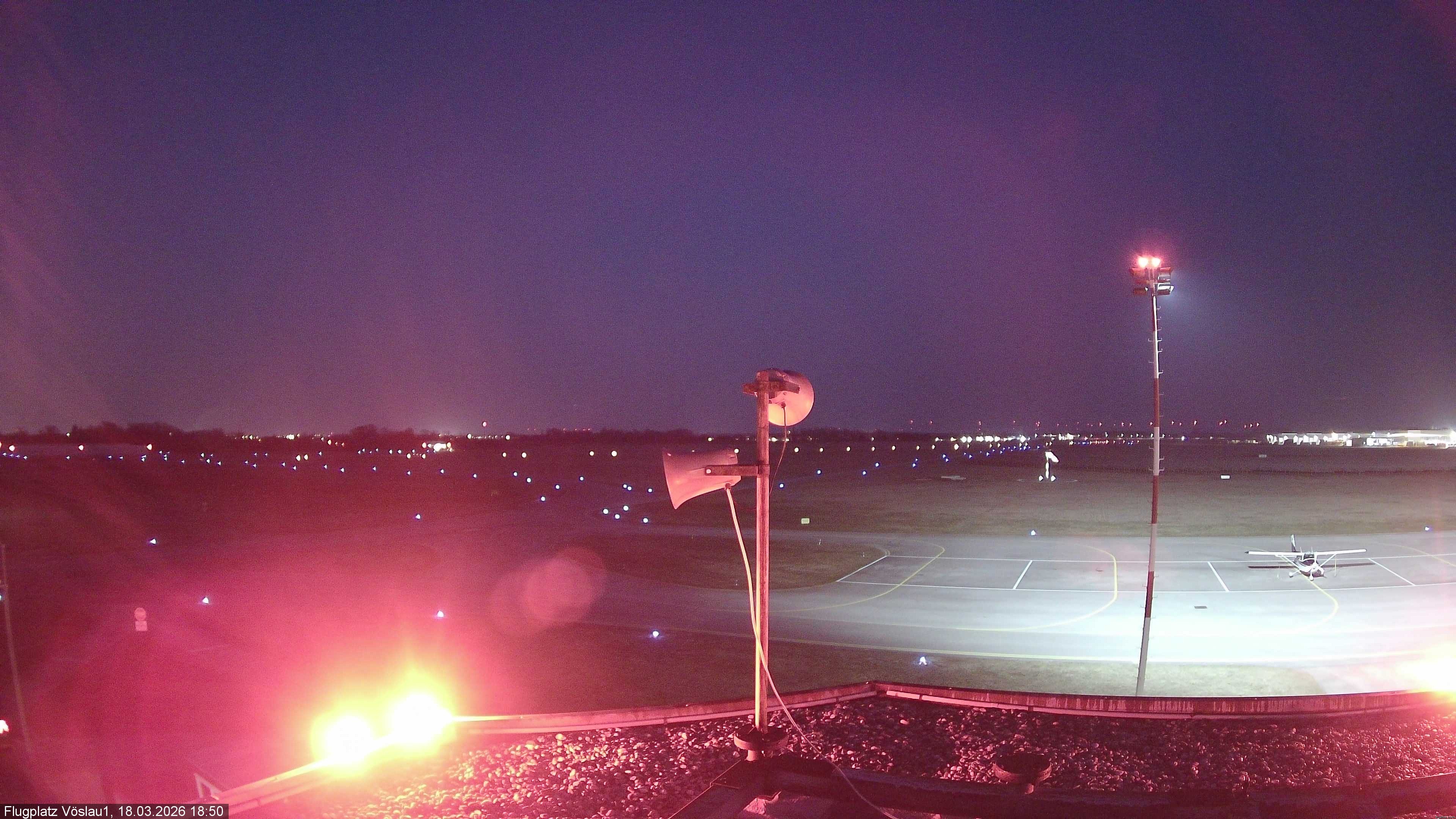 Archiv Foto Webcam Blick auf Flugplatz Bad Vöslau-Kottingbrunn