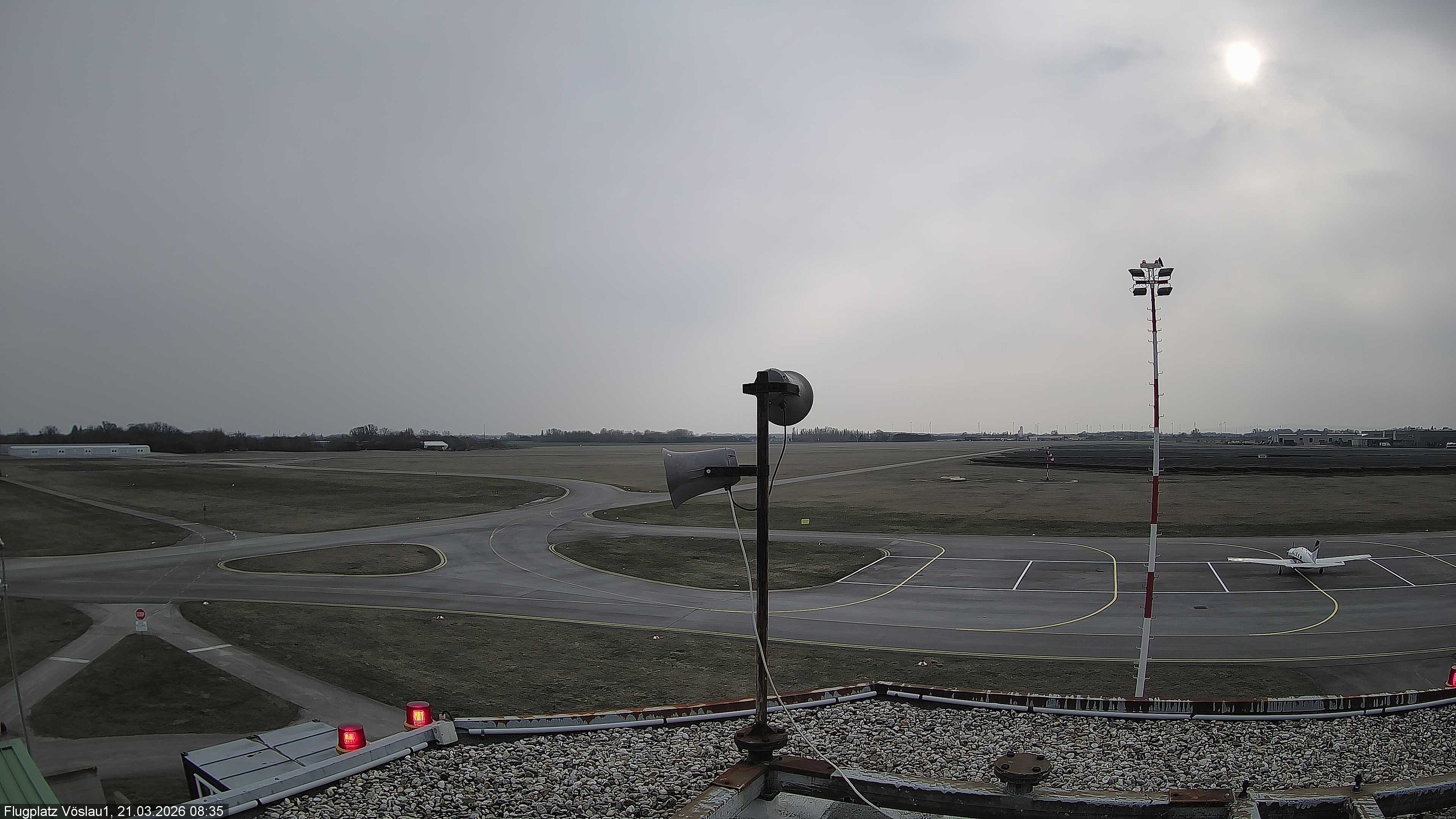 Archived image Webcam View Kottingbrunn Airfield