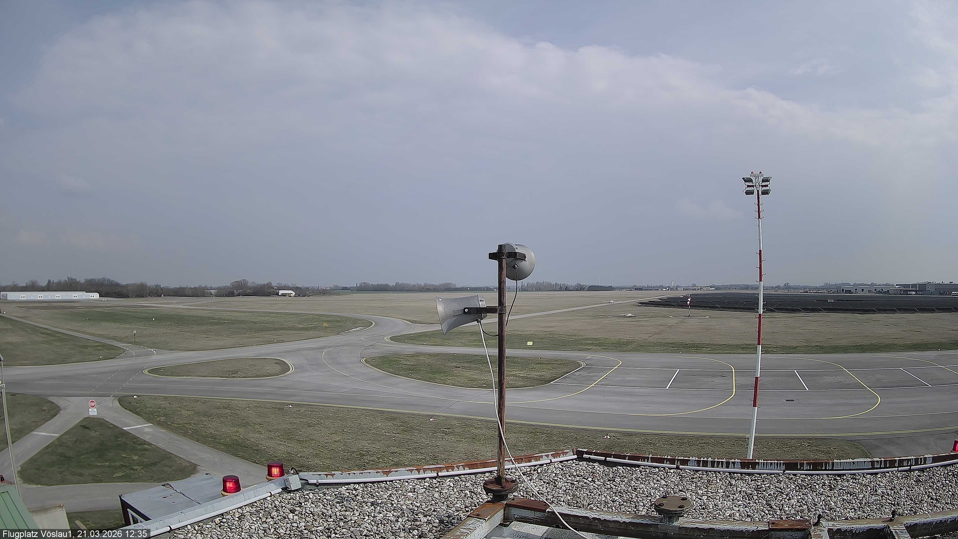 Archived image Webcam View Kottingbrunn Airfield
