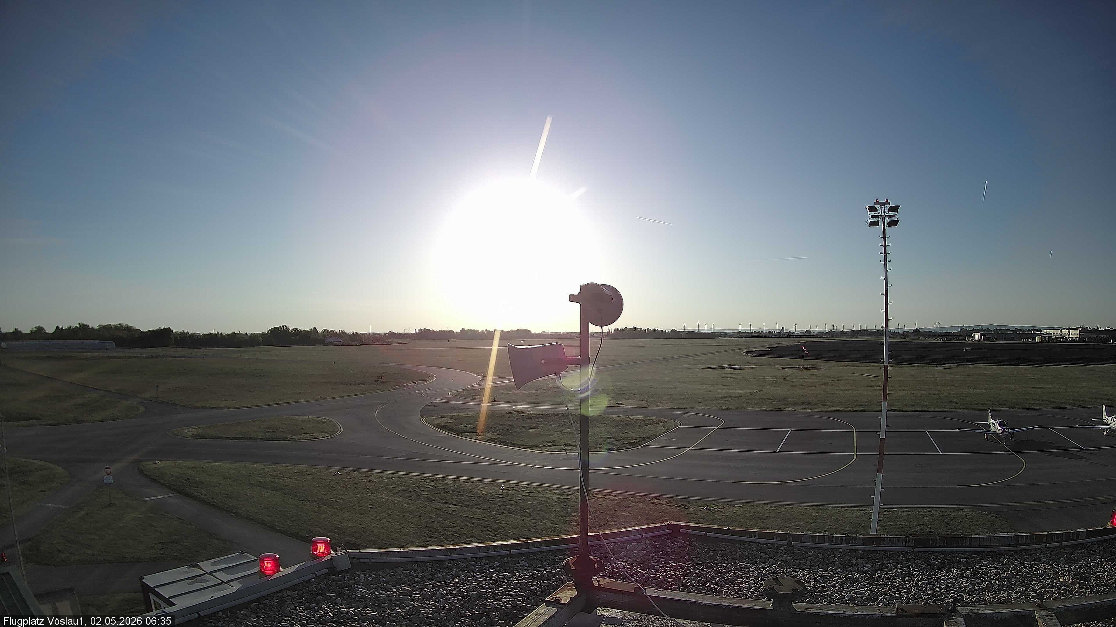 Archiv Foto Webcam Blick auf Flugplatz Bad Vöslau-Kottingbrunn