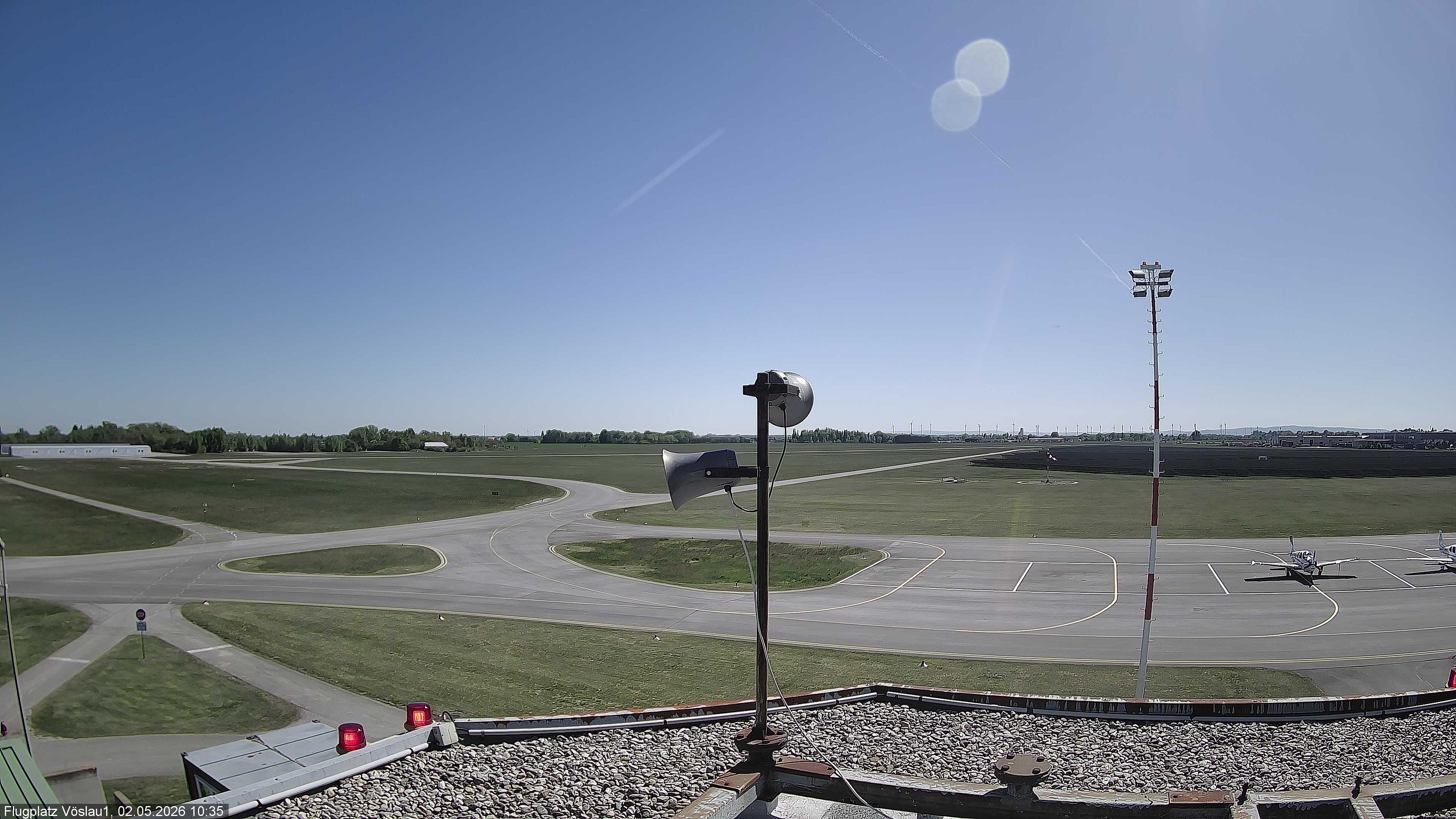 Archiv Foto Webcam Blick auf Flugplatz Bad Vöslau-Kottingbrunn