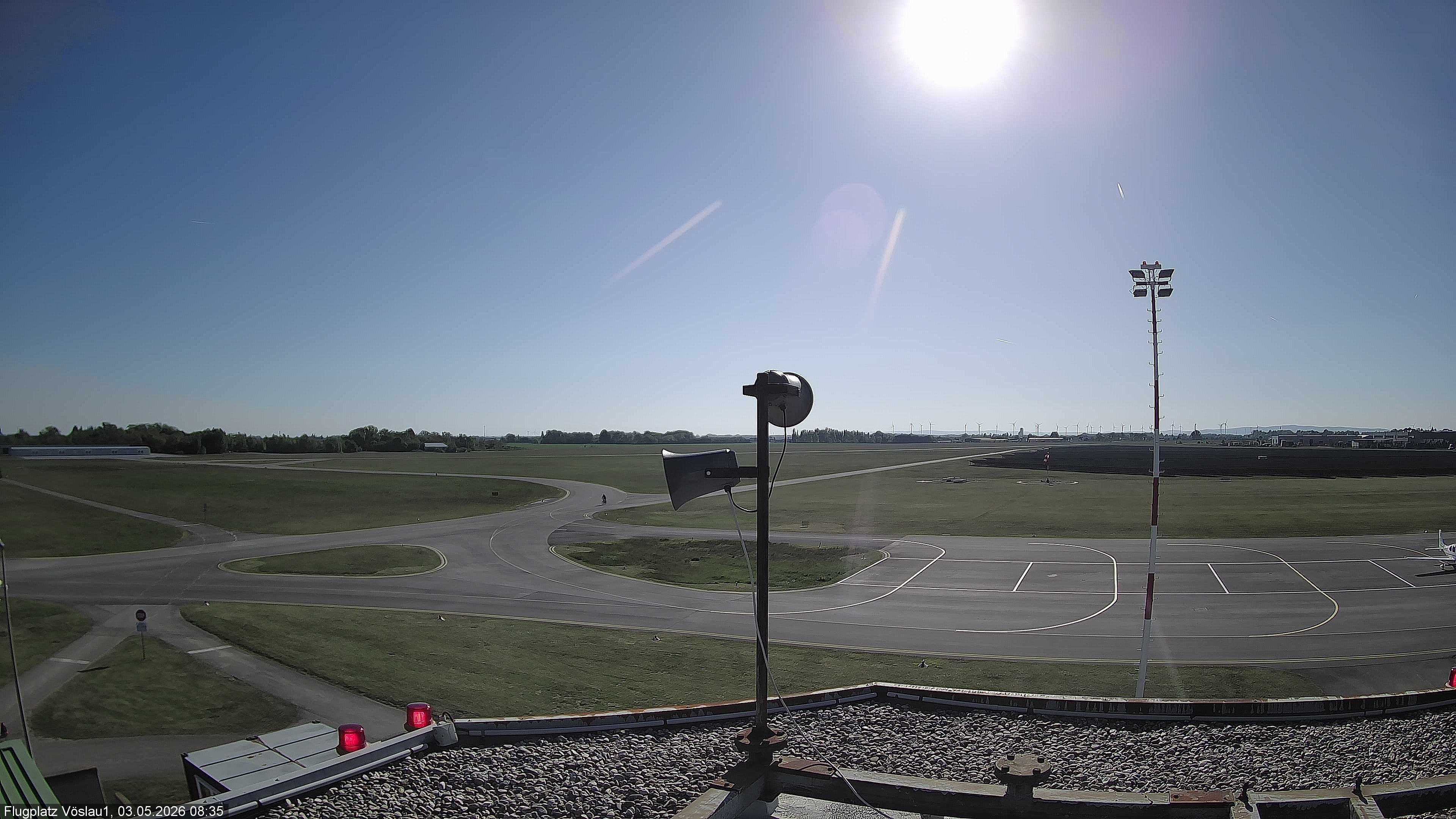 Archiv Foto Webcam Blick auf Flugplatz Bad Vöslau-Kottingbrunn