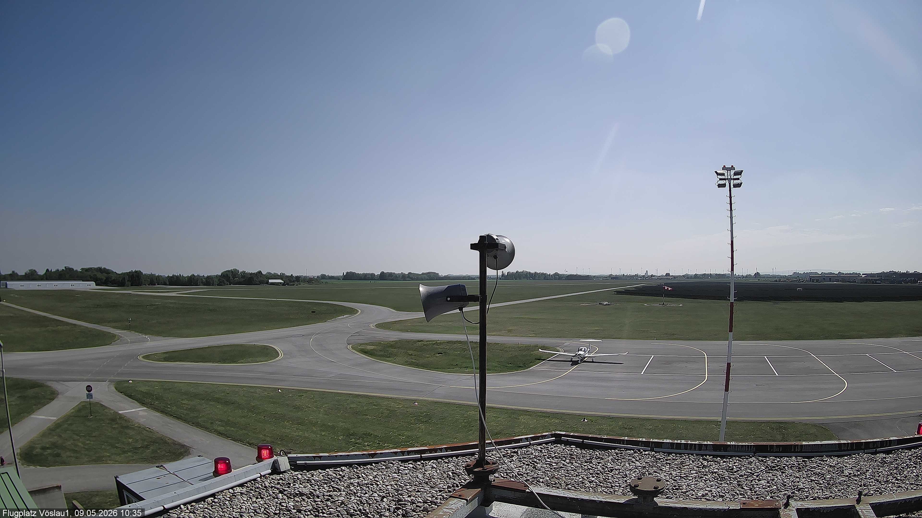 Archived image Webcam View Kottingbrunn Airfield
