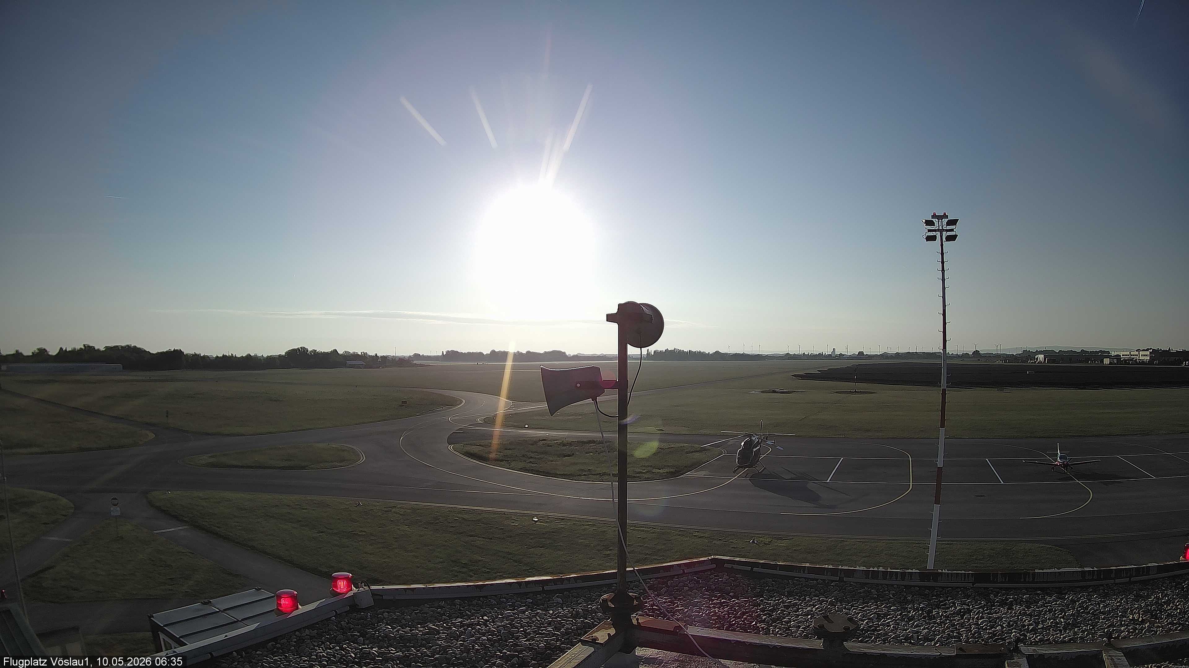 Archiv Foto Webcam Blick auf Flugplatz Bad Vöslau-Kottingbrunn