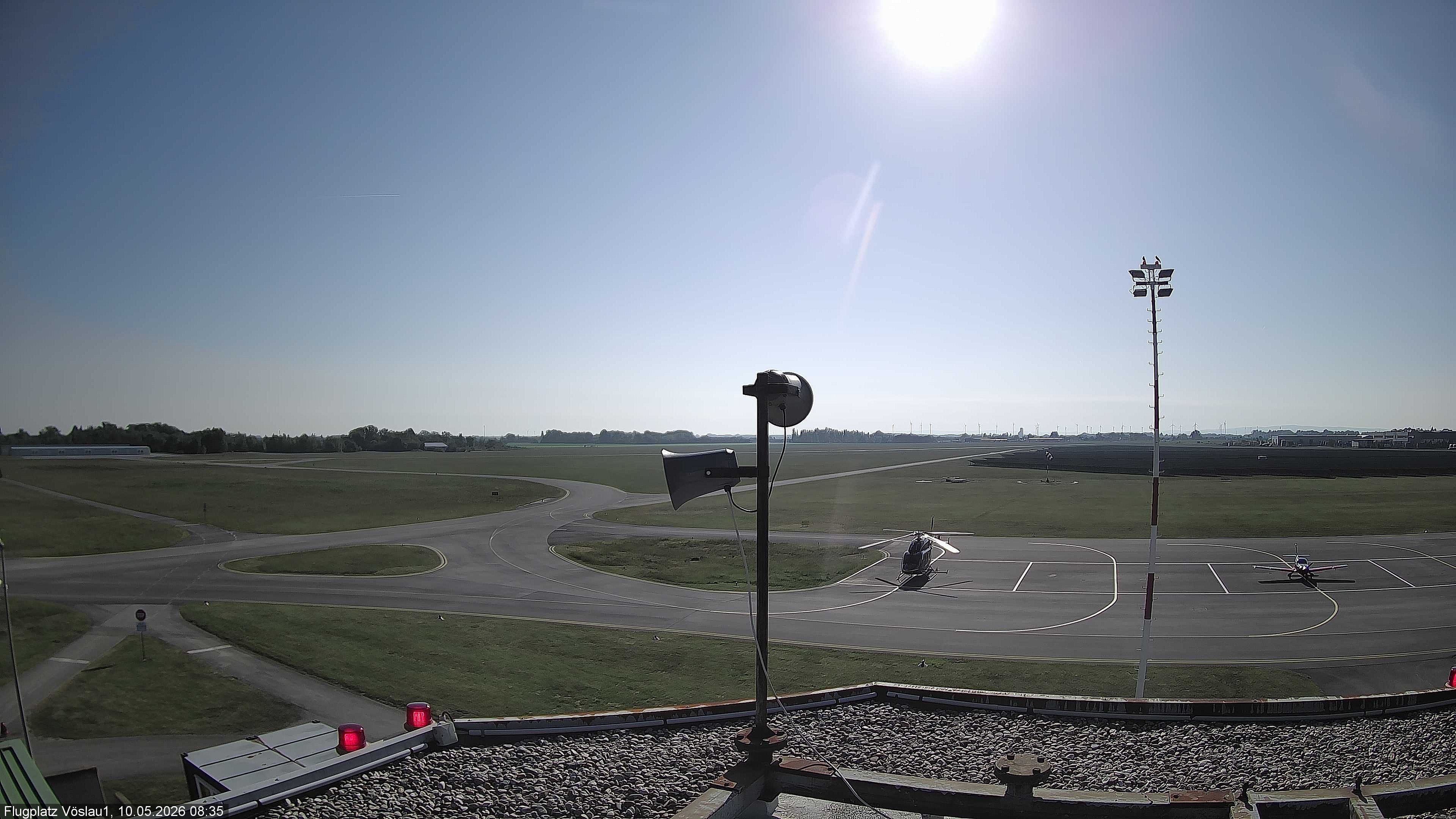 Archiv Foto Webcam Blick auf Flugplatz Bad Vöslau-Kottingbrunn