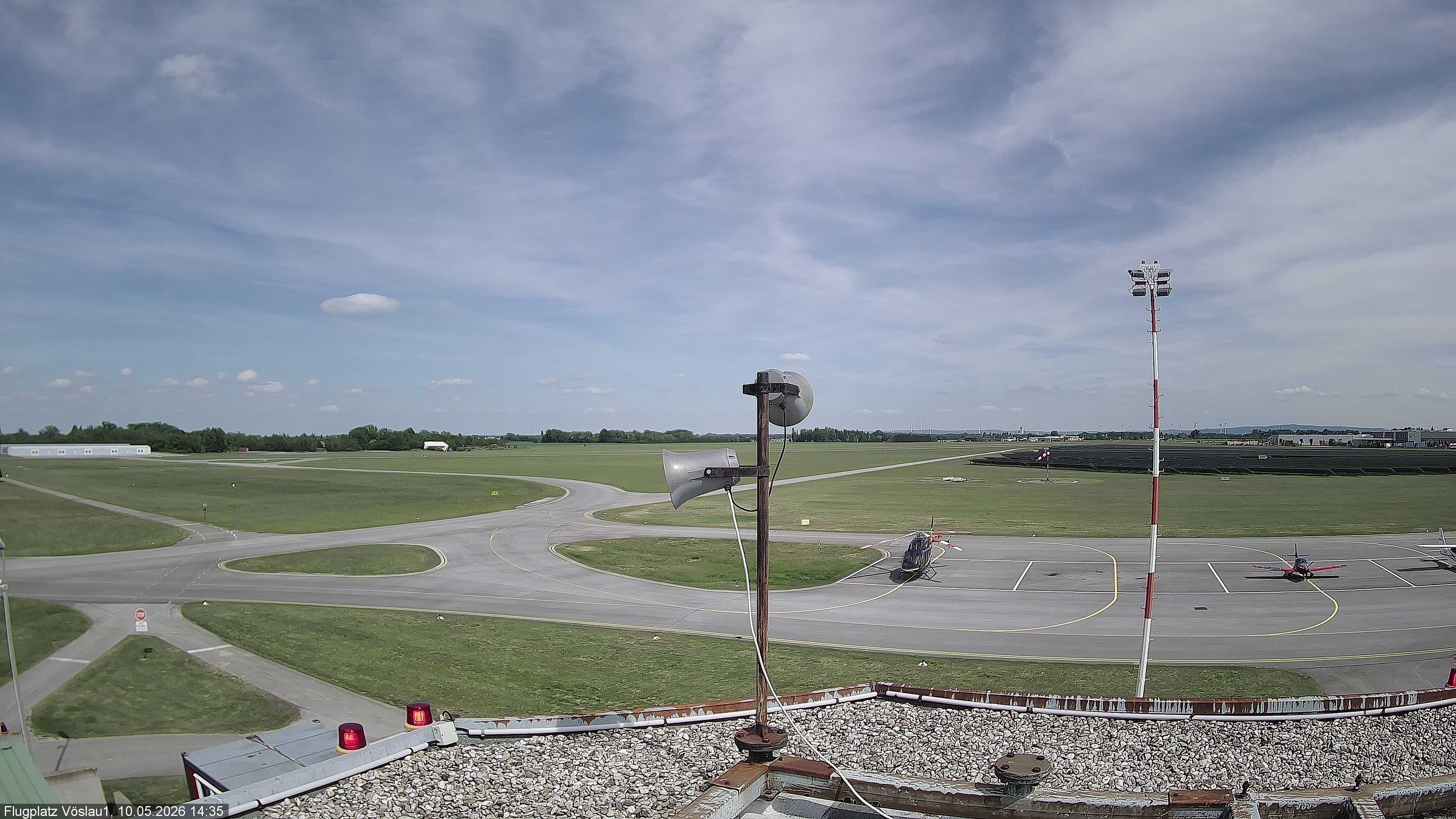 Archiv Foto Webcam Blick auf Flugplatz Bad Vöslau-Kottingbrunn