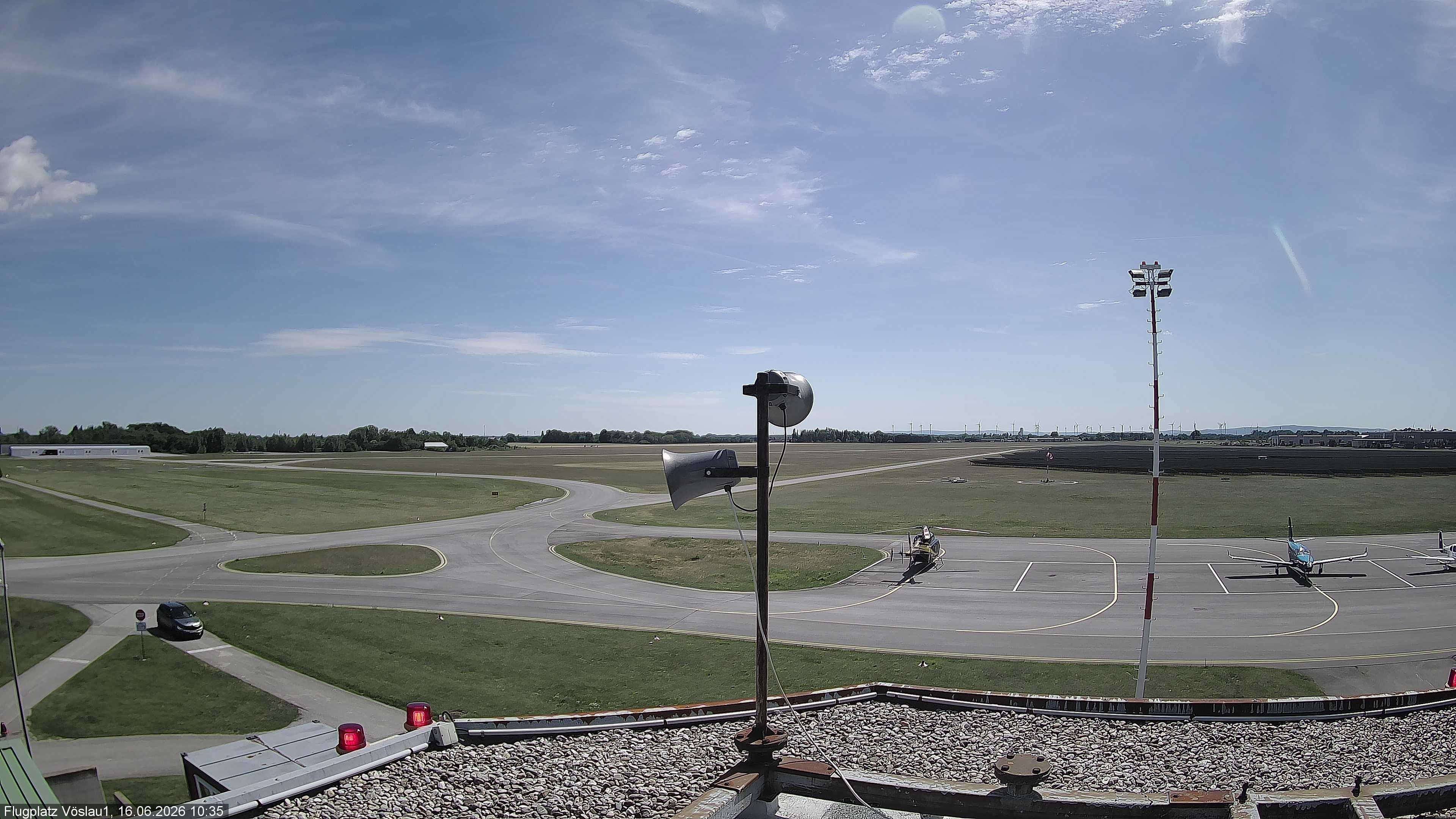 Archiv Foto Webcam Blick auf Flugplatz Bad Vöslau-Kottingbrunn