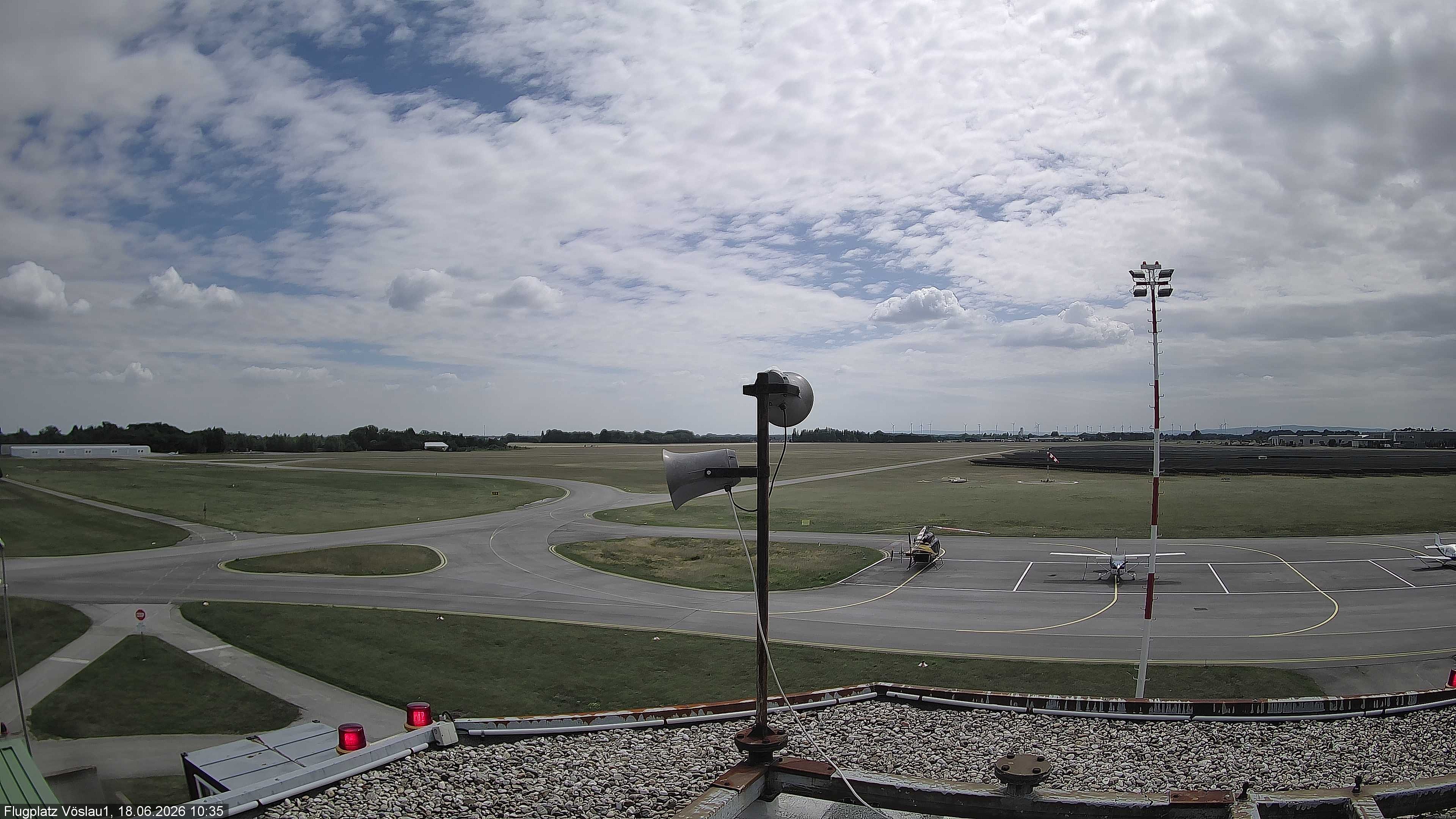 Archived image Webcam View Kottingbrunn Airfield