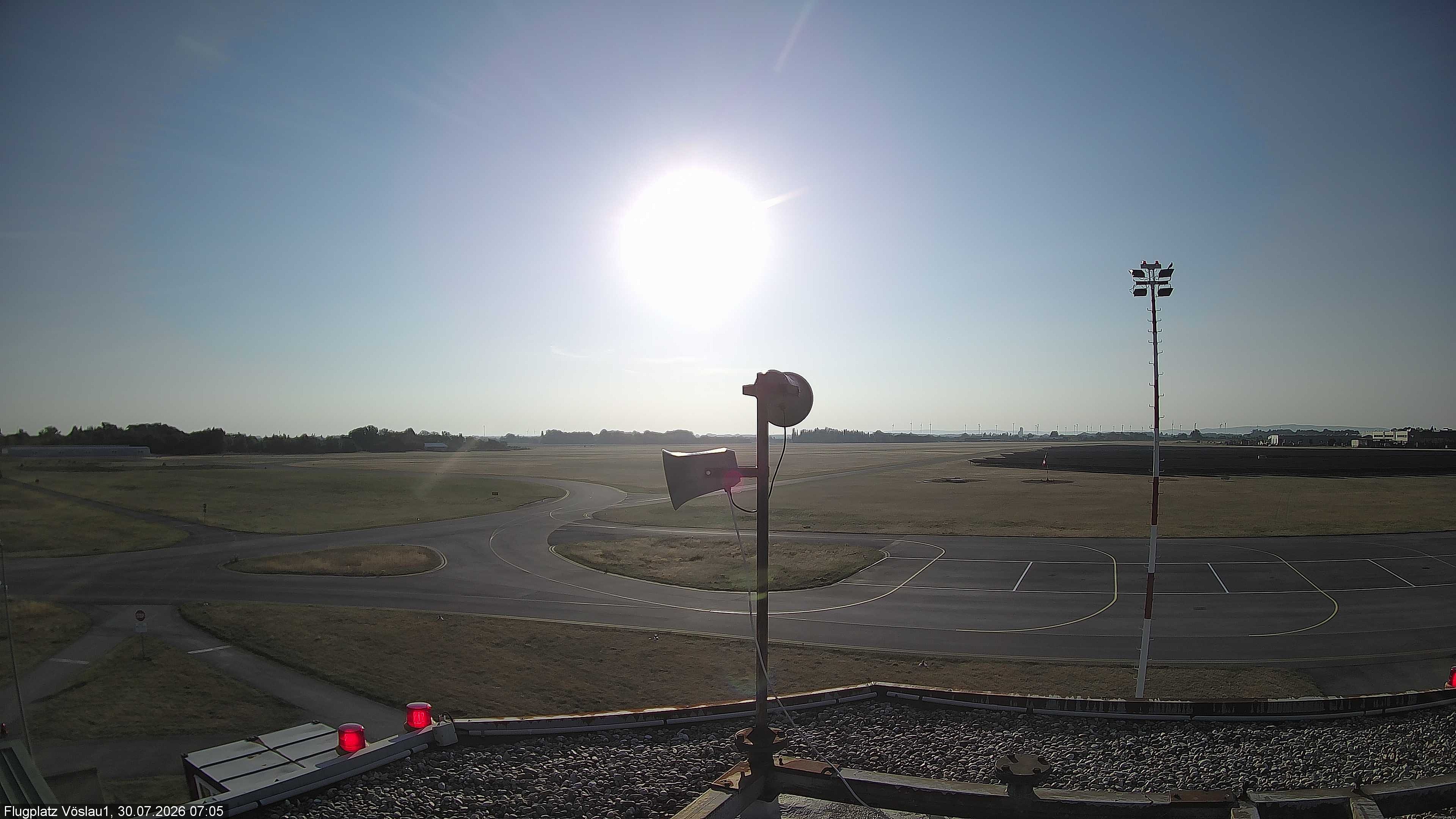 Archiv Foto Webcam Blick auf Flugplatz Bad Vöslau-Kottingbrunn