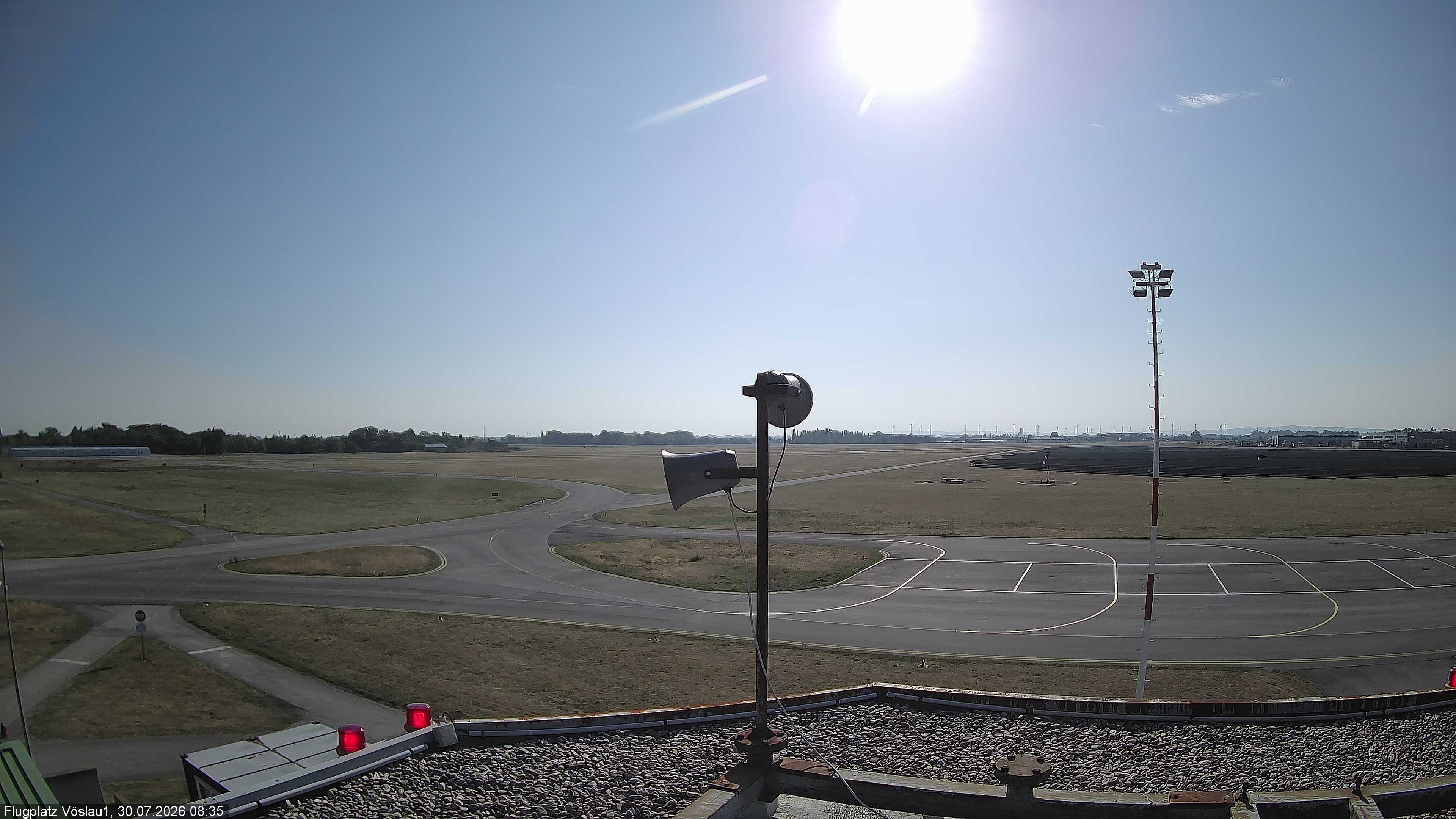 Archiv Foto Webcam Blick auf Flugplatz Bad Vöslau-Kottingbrunn