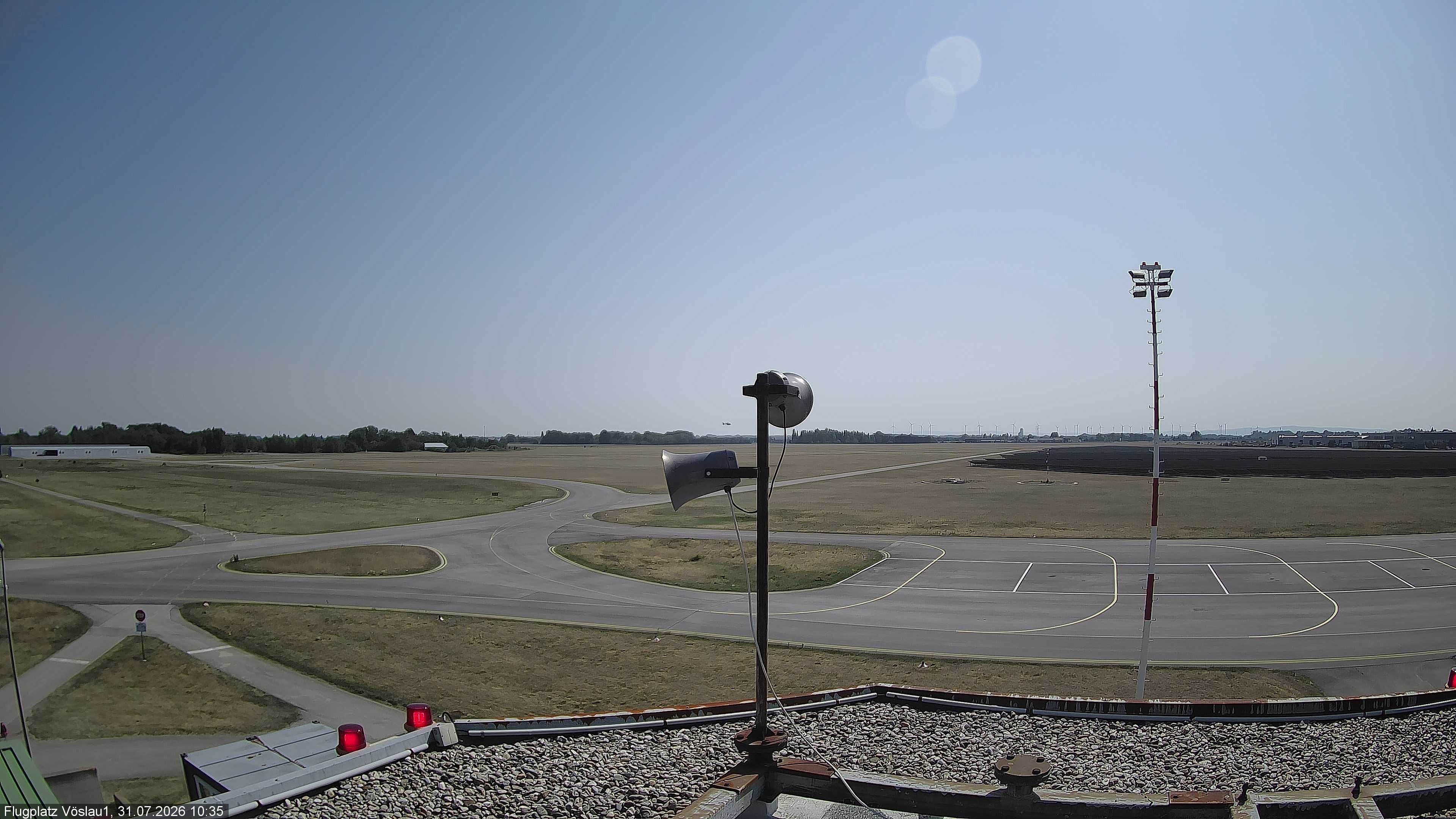 Archiv Foto Webcam Blick auf Flugplatz Bad Vöslau-Kottingbrunn