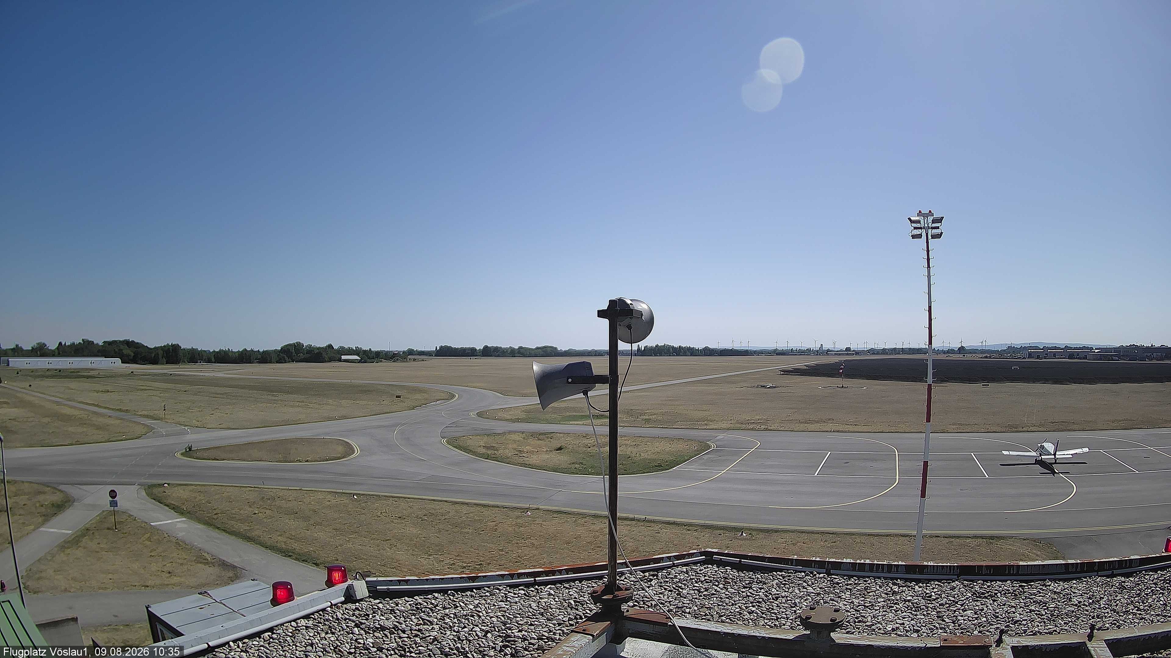 Archived image Webcam View Kottingbrunn Airfield