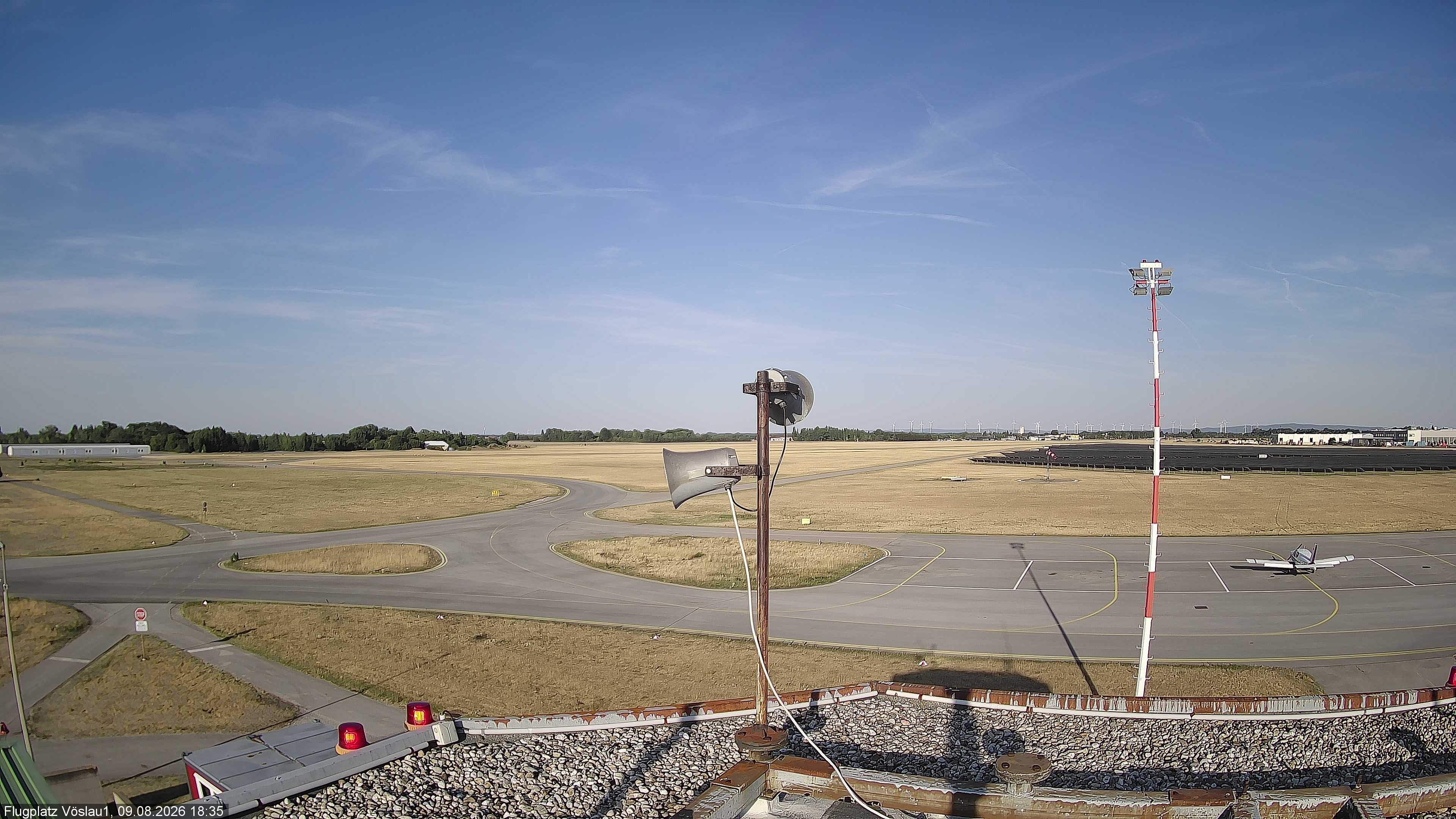 Archived image Webcam View Kottingbrunn Airfield