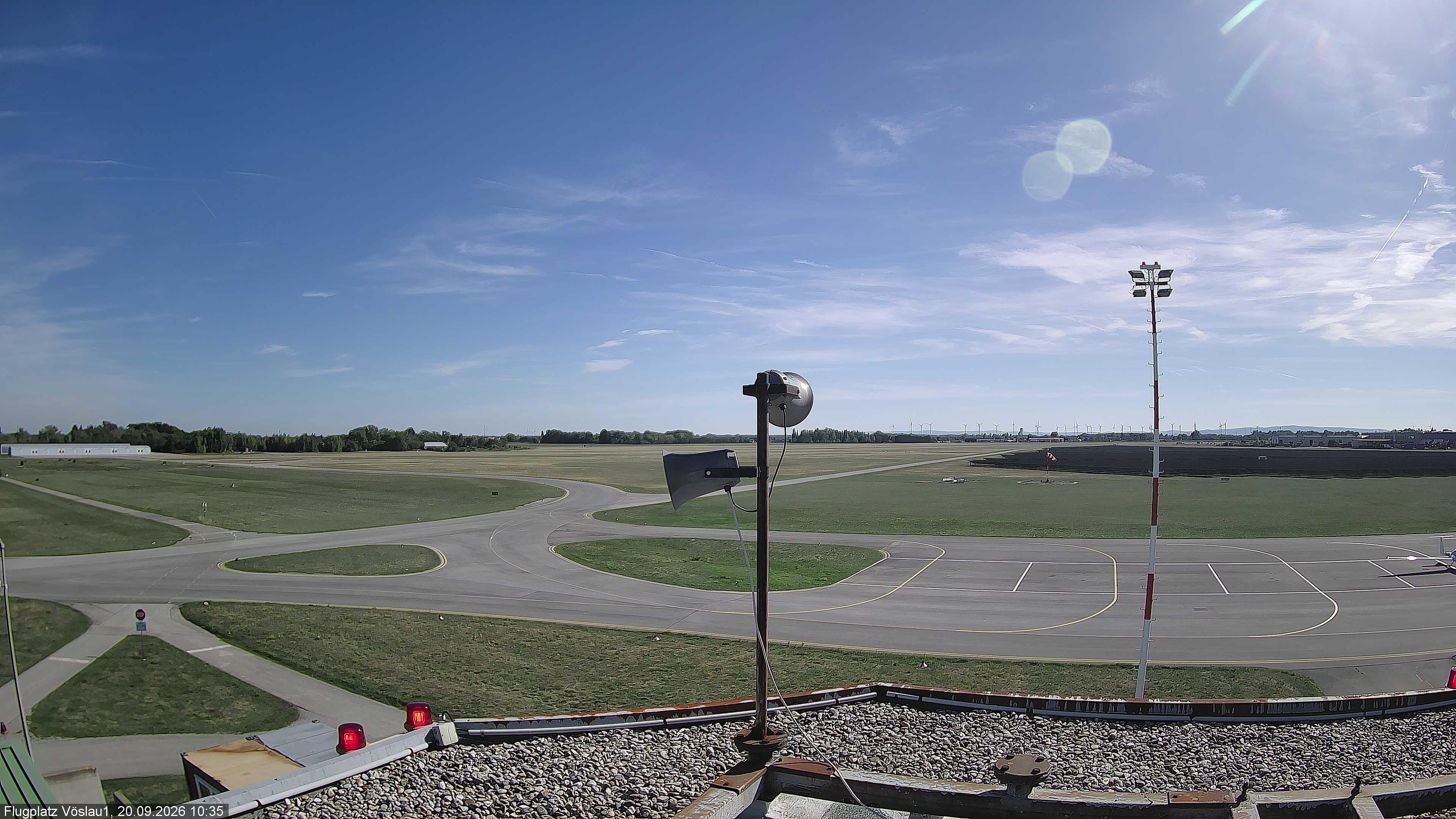 Archiv Foto Webcam Blick auf Flugplatz Bad Vöslau-Kottingbrunn