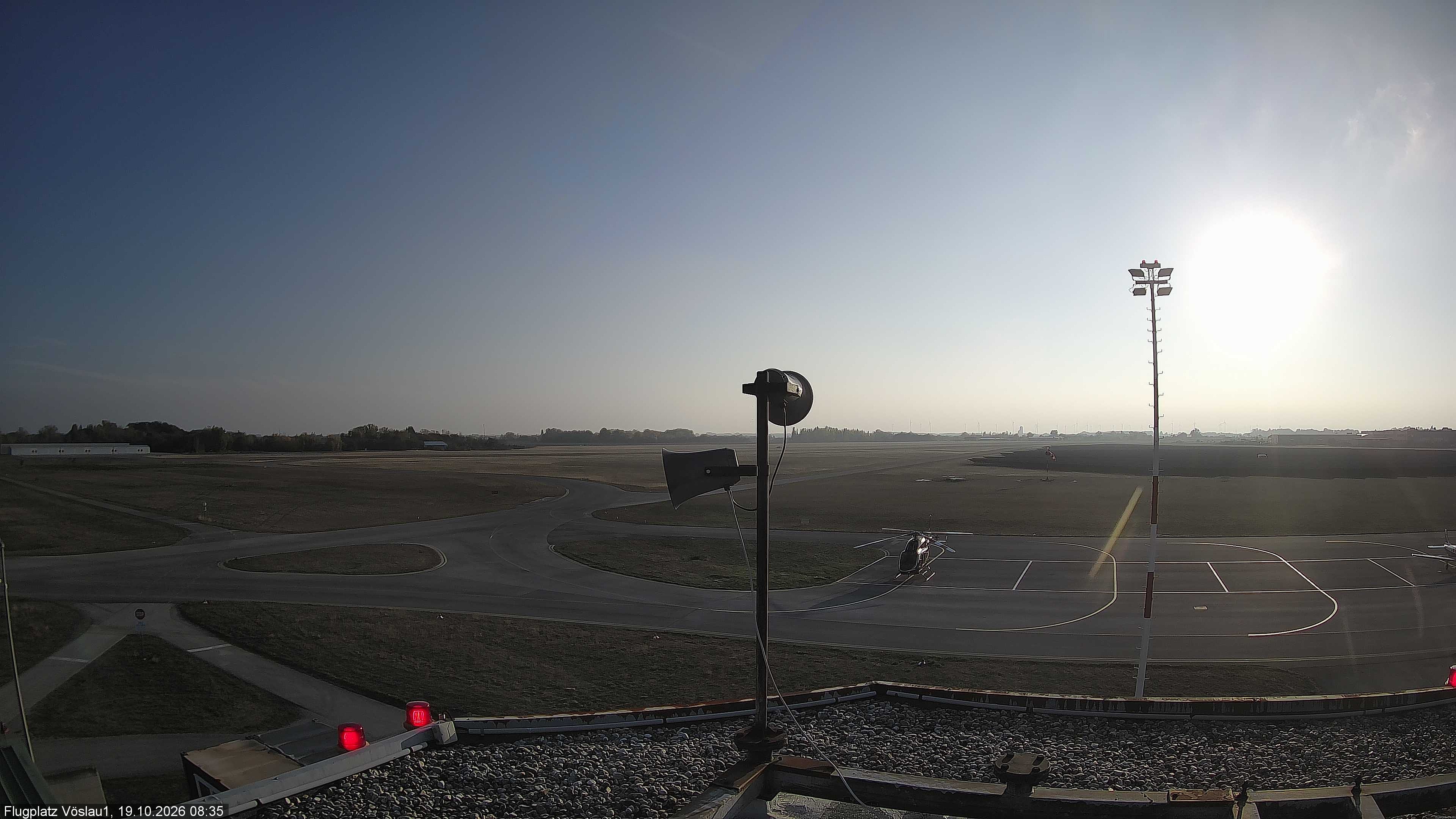 Archiv Foto Webcam Blick auf Flugplatz Bad Vöslau-Kottingbrunn