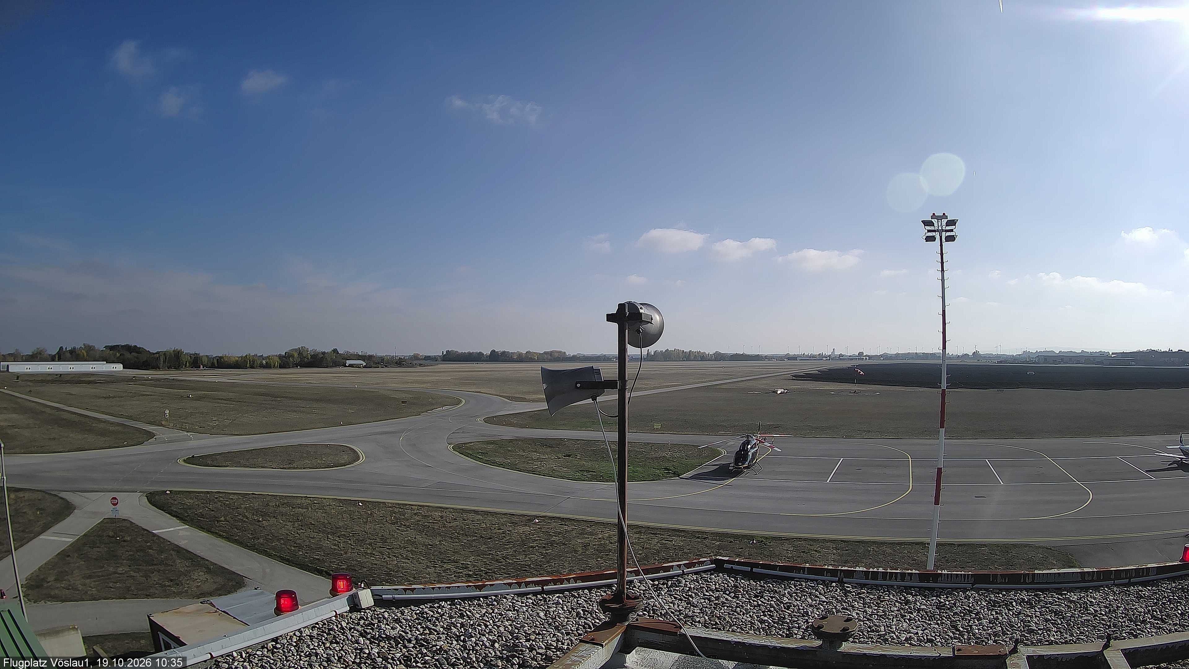 Archiv Foto Webcam Blick auf Flugplatz Bad Vöslau-Kottingbrunn