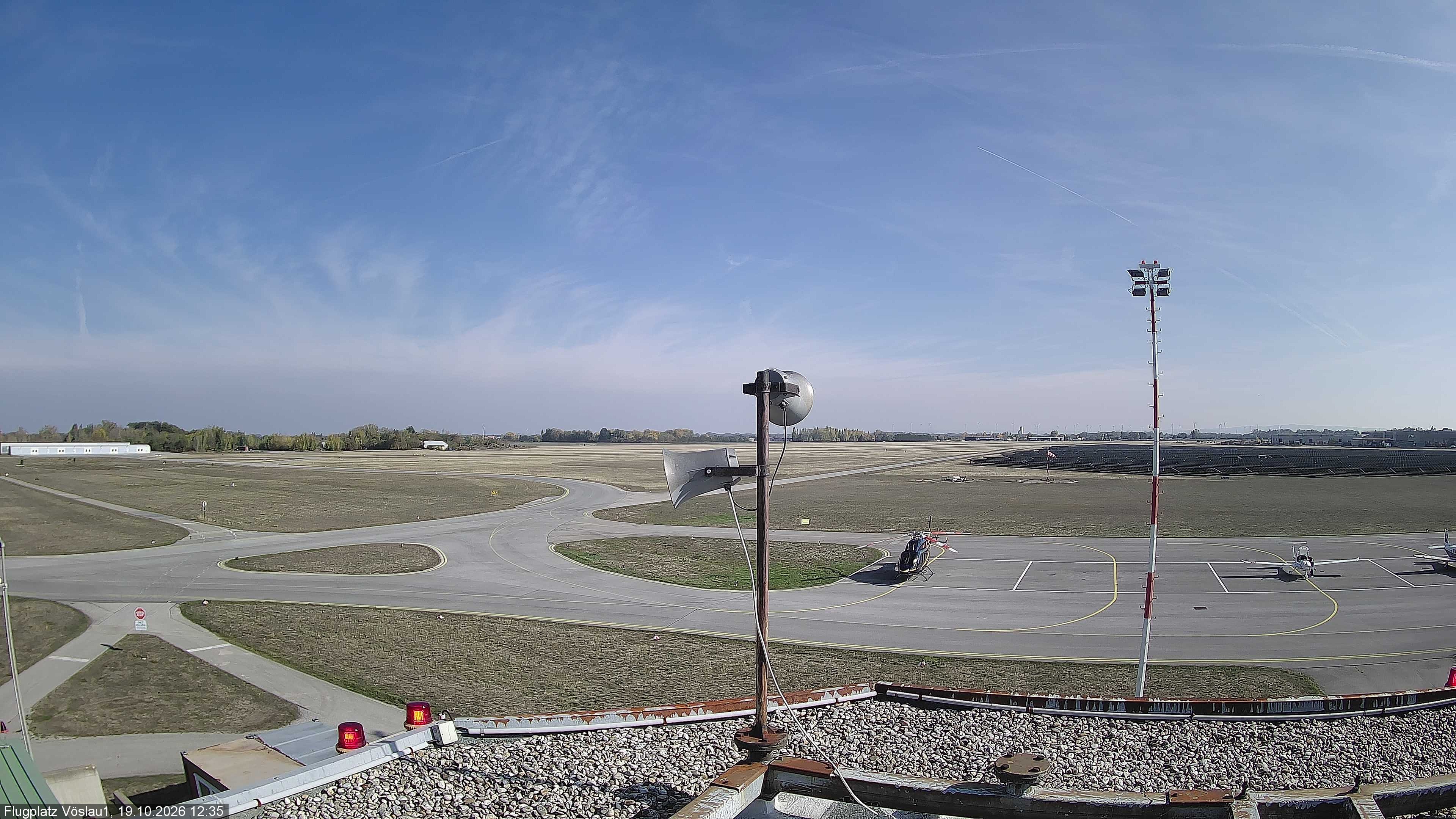 Archiv Foto Webcam Blick auf Flugplatz Bad Vöslau-Kottingbrunn