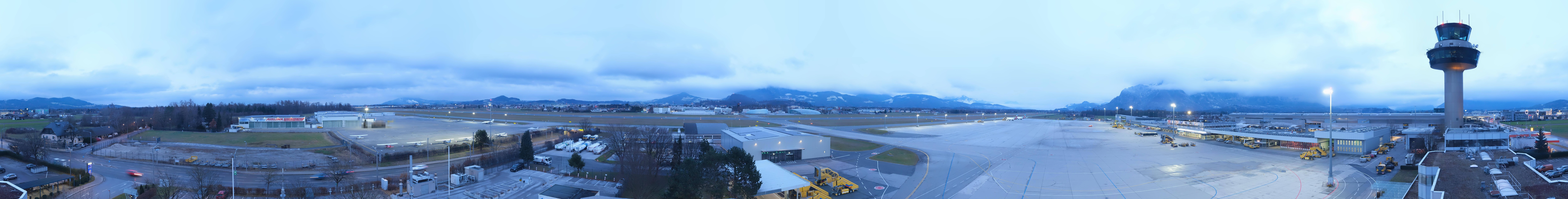 Archiv Foto Webcam Flughafen Salzburg