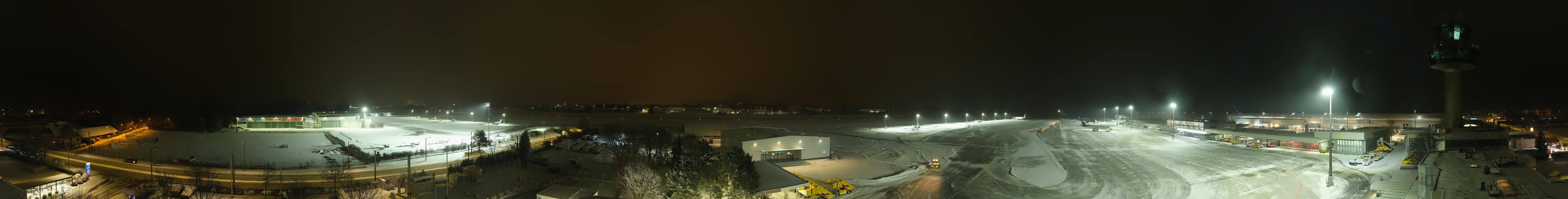 Archived image Webcam Salzburg Airport Panorama