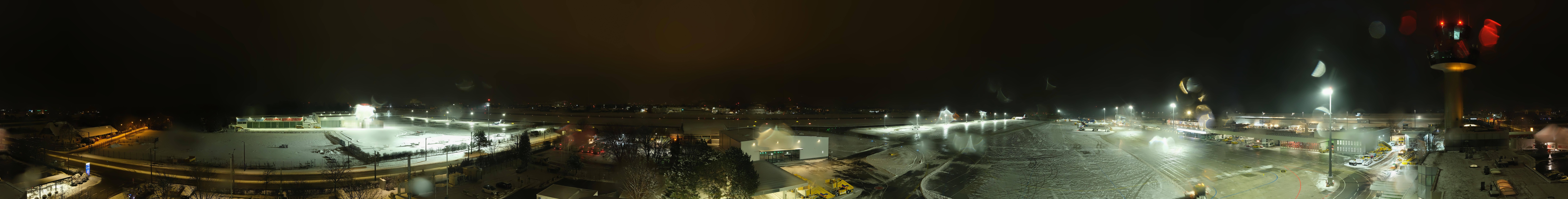 Archived image Webcam Salzburg Airport Panorama