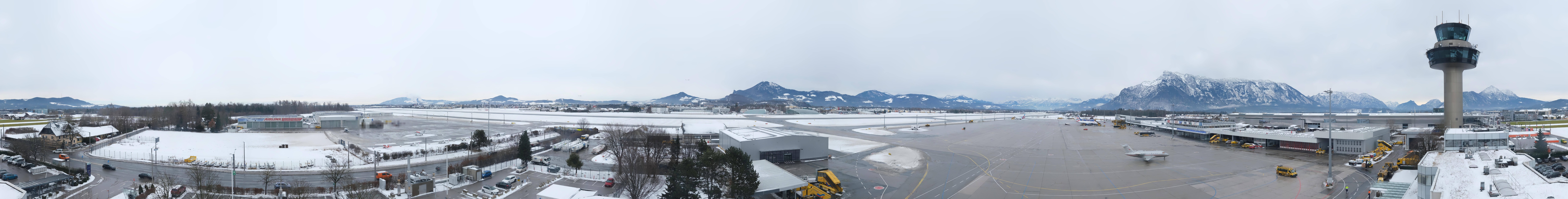 Archived image Webcam Salzburg Airport Panorama