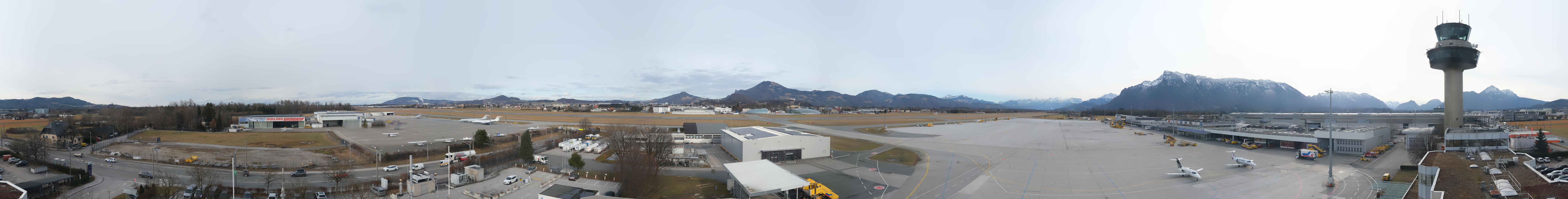 Archived image Webcam Salzburg Airport Panorama