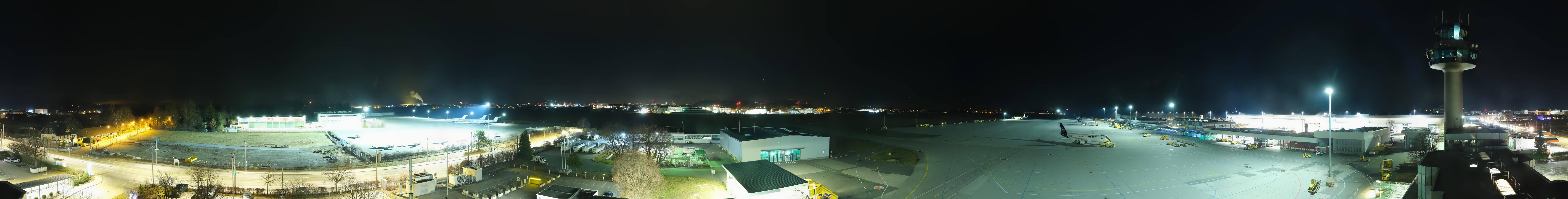 Archived image Webcam Salzburg Airport Panorama
