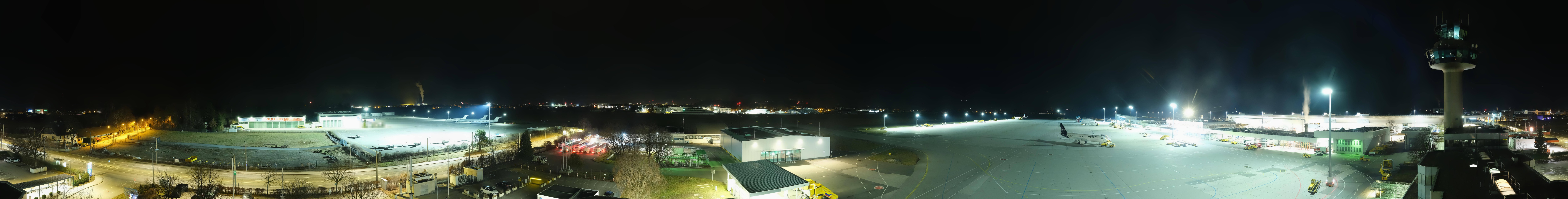 Archived image Webcam Salzburg Airport Panorama