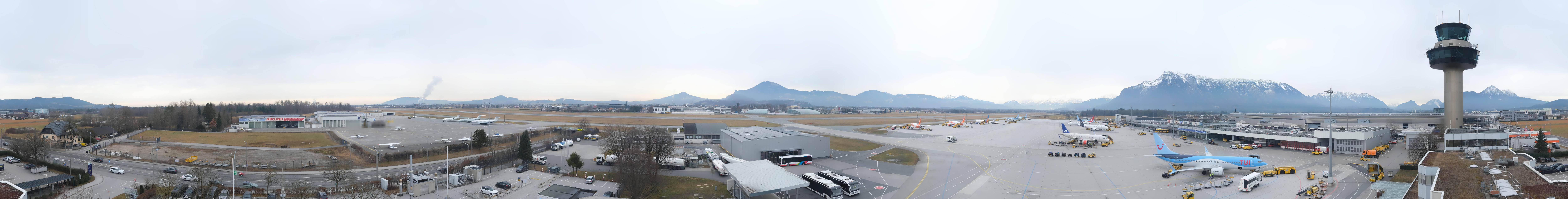 Archived image Webcam Salzburg Airport Panorama