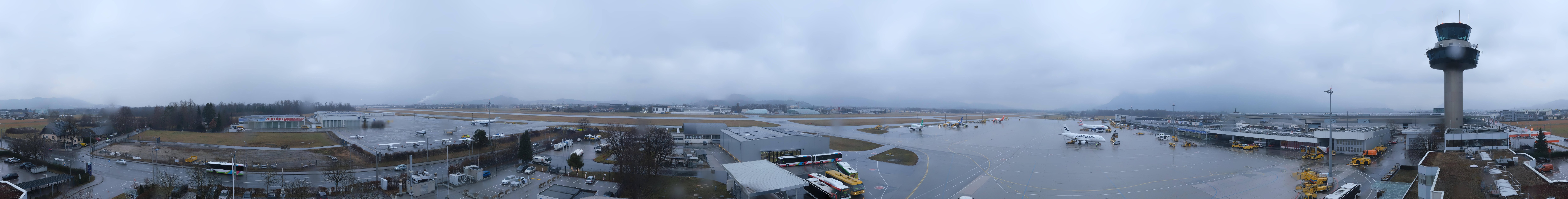 Archived image Webcam Salzburg Airport Panorama