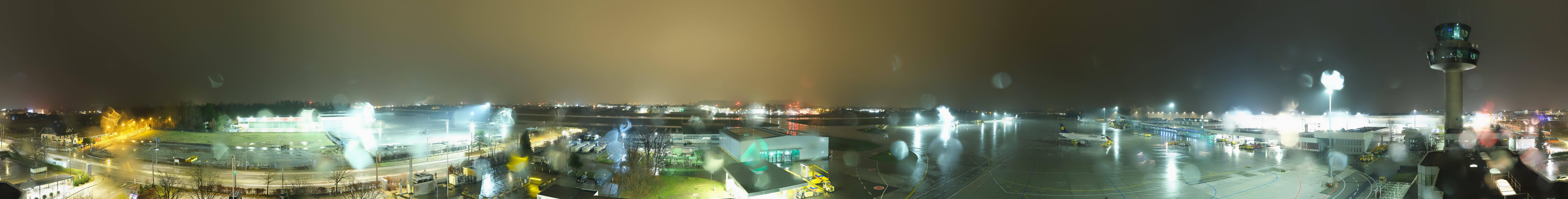 Archived image Webcam Salzburg Airport Panorama