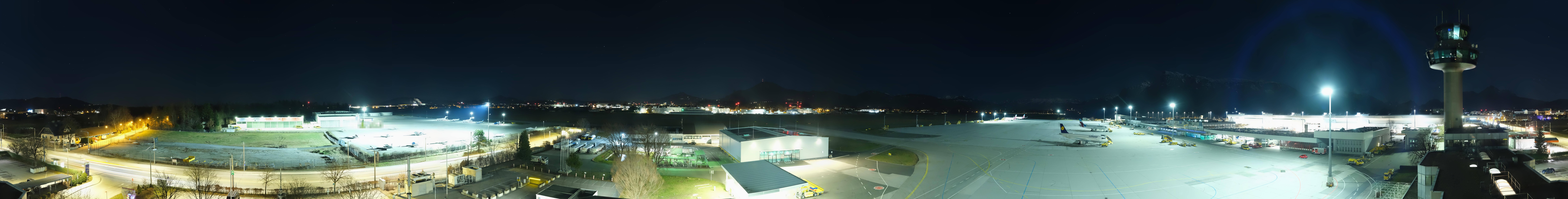 Archived image Webcam Salzburg Airport Panorama