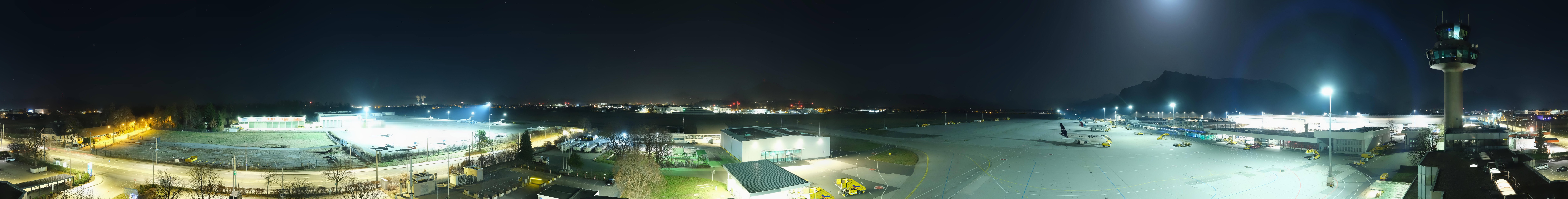Archived image Webcam Salzburg Airport Panorama