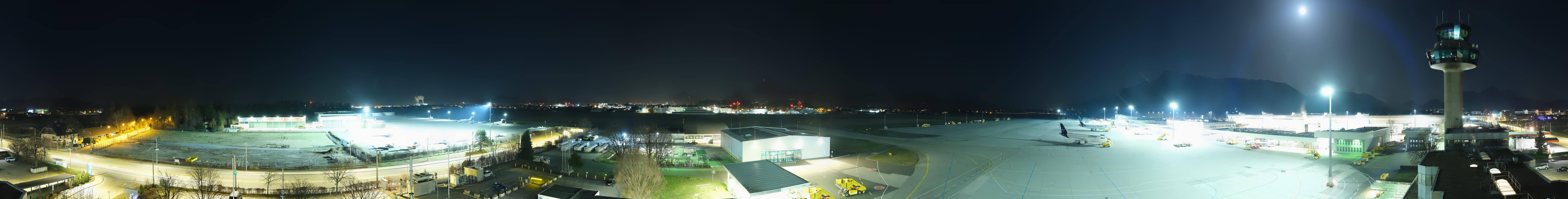Archived image Webcam Salzburg Airport Panorama