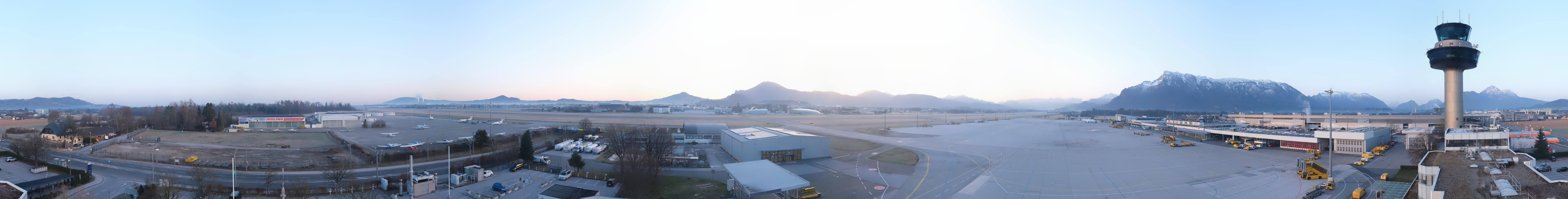 Archived image Webcam Salzburg Airport Panorama