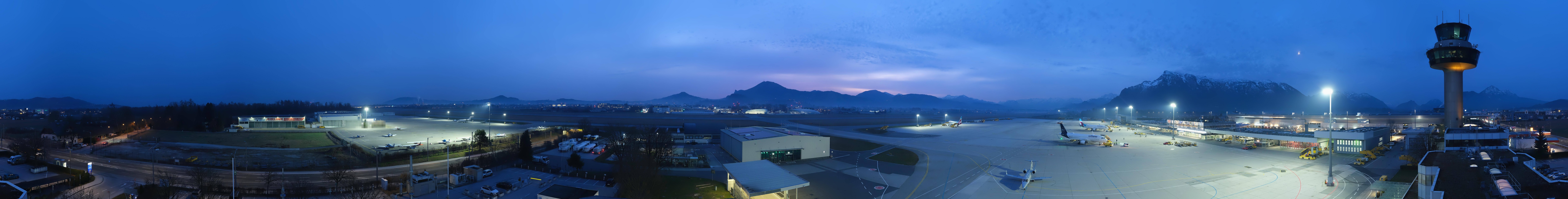 Archiv Foto Webcam Flughafen Salzburg