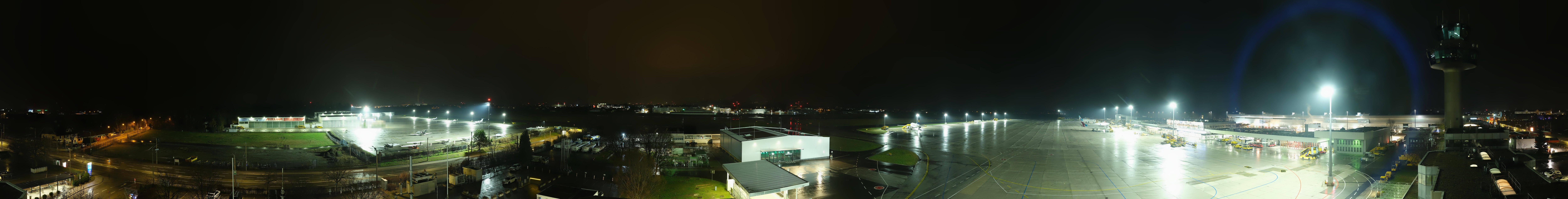 Archived image Webcam Salzburg Airport Panorama