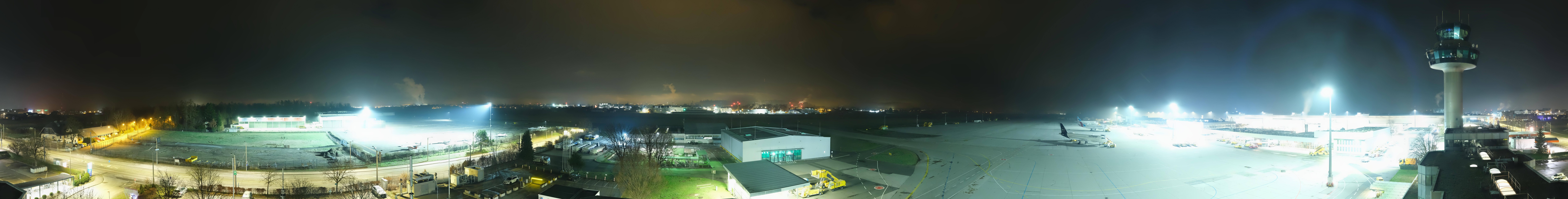 Archived image Webcam Salzburg Airport Panorama