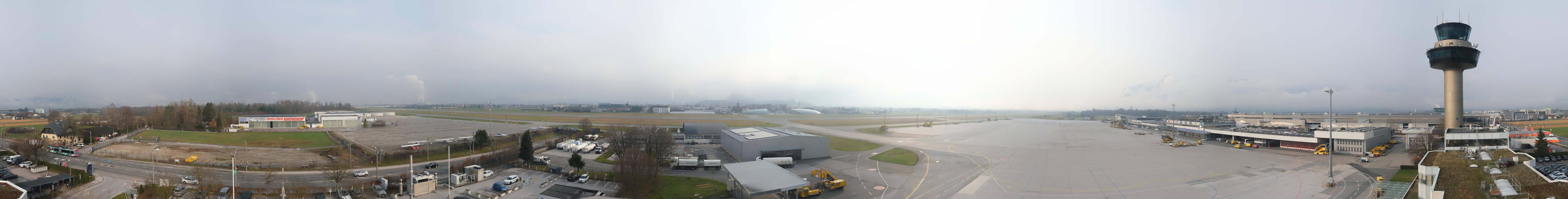 Archived image Webcam Salzburg Airport Panorama