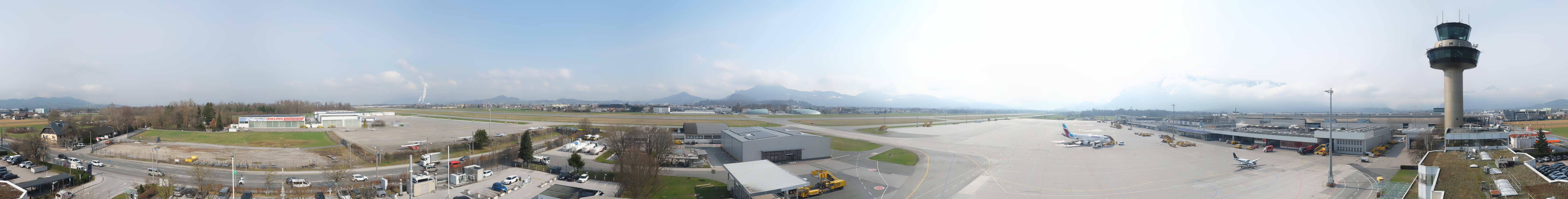 Archived image Webcam Salzburg Airport Panorama