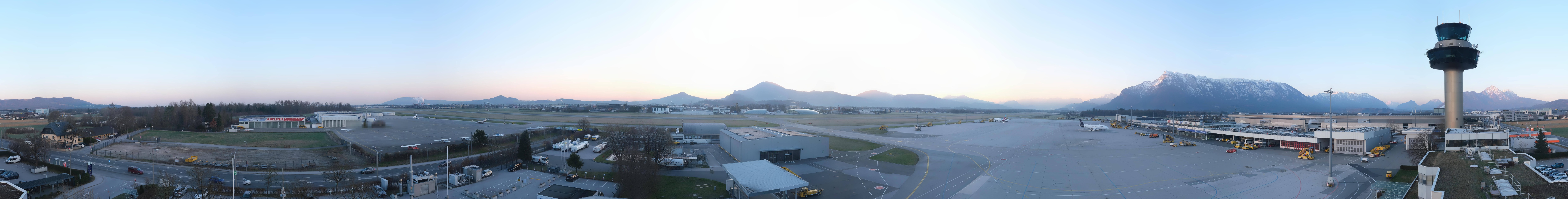 Archiv Foto Webcam Flughafen Salzburg