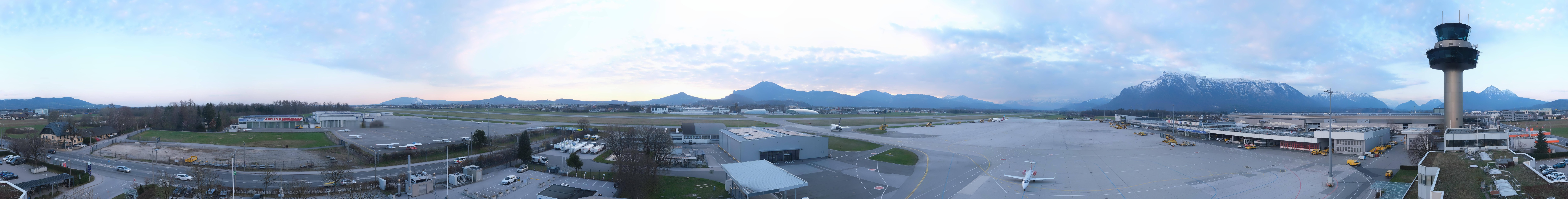 Archiv Foto Webcam Flughafen Salzburg